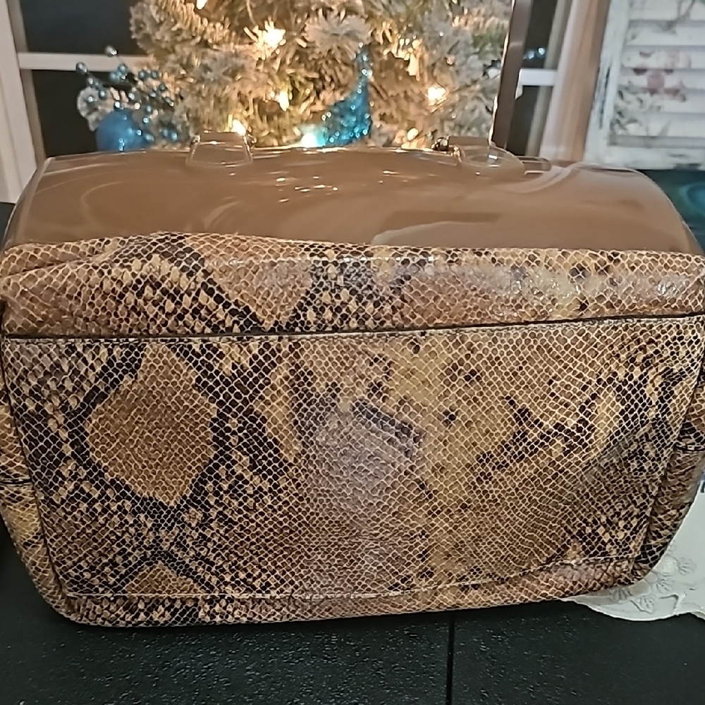 Furla Candy Snake bottome Brown Glossy Handbag with lock and tag - Picture 4 of 6